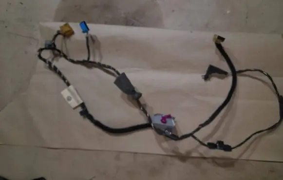 Volkswagen Caddy Front door wiring loom 2K0971557AF