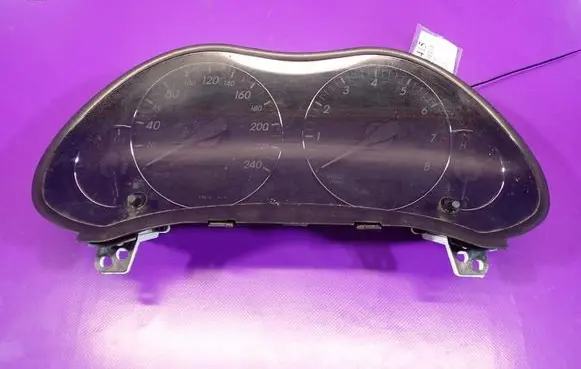 Speedometer (instrument cluster)