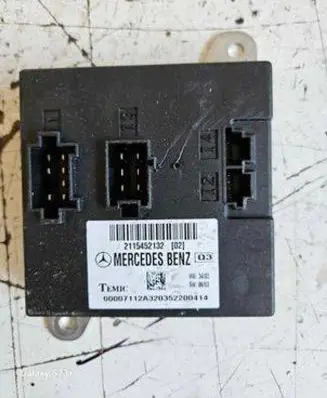 Mercedes-Benz E W211 Comfort/convenience module 2115452132