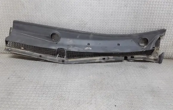 Subaru B9 Tribeca Wiper trim 91422XA01A