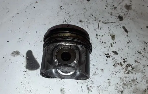 Honda FR-V Piston NOCODE