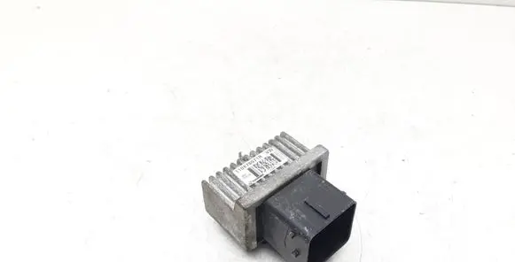 Renault Captur Glow plug pre-heat relay 110678071R