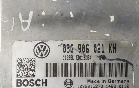 Skoda Octavia Mk2 (1Z) Engine control unit/module ECU 03G906021KH 0281013226 EDC16U34