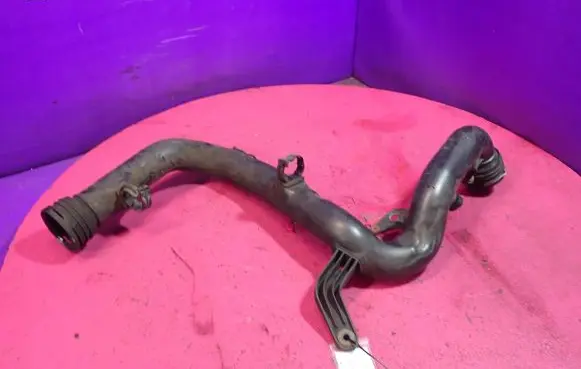 Volkswagen Golf IV Intercooler hose/pipe 1K0145770B