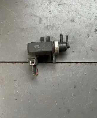 Audi A6 S6 C5 4B Turbo solenoid valve 1H0906627 72190320