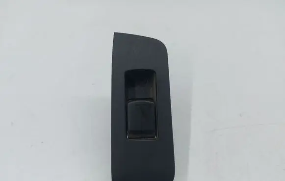 Nissan X-Trail T31 Electric window control switch 25411JG000