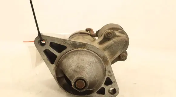 Toyota Yaris Starter motor 