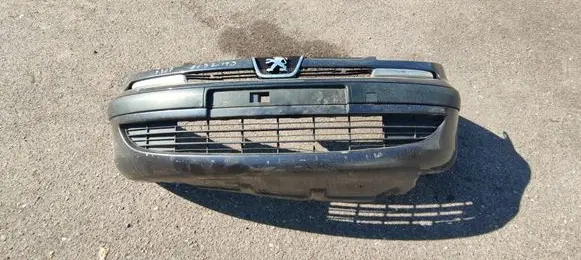 Peugeot 807 Front bumper 7401T5 7414Y6