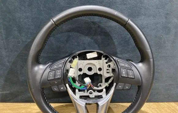 Mazda 6 Steering wheel 