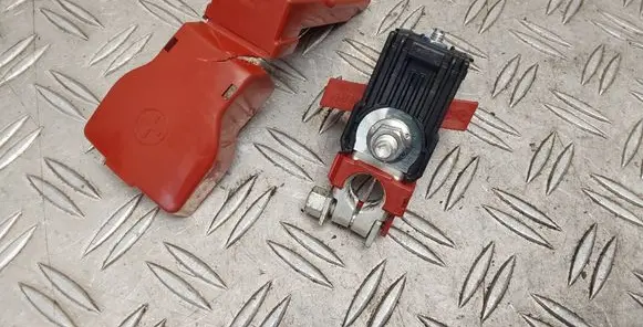Toyota Yaris Battery relay fuse 