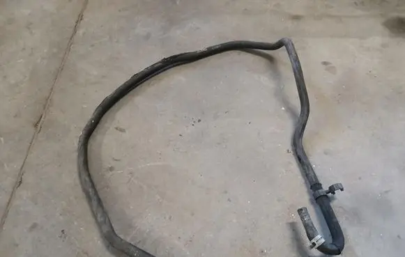 Ford Focus Engine coolant pipe/hose