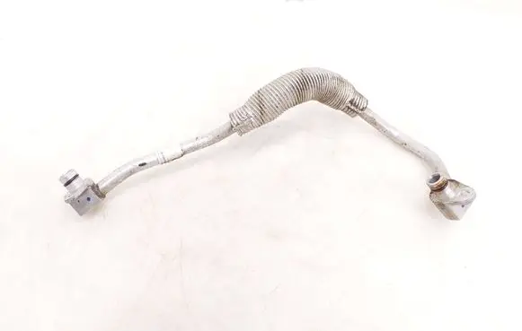 Coolant pipe/hose