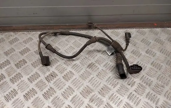 Porsche Panamera (970) Rear ABS sensor wiring 97061273901