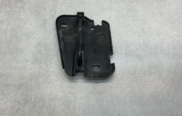 Audi A3 S3 8V Engine bonnet/hood lock/latch loop/hook 8V0823185C