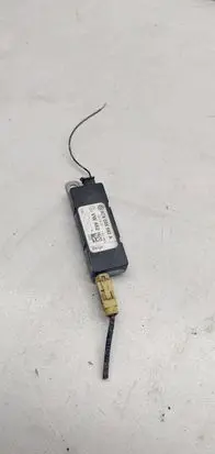 Volkswagen PASSAT B6 Antenna control unit 3c9035552A