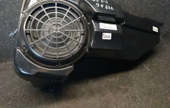 Audi A6 Allroad C7 Subwoofer speaker 4G9035382A