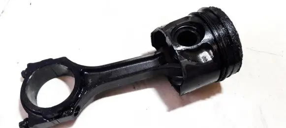 Ford Mondeo Mk III Piston with connecting rod h268x