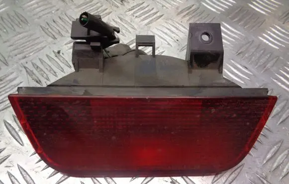 Toyota Avensis T220 Third/center stoplight 54533918
