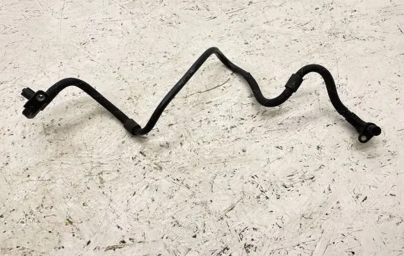 Volkswagen Golf VII Vacuum line/pipe/hose 04L611933
