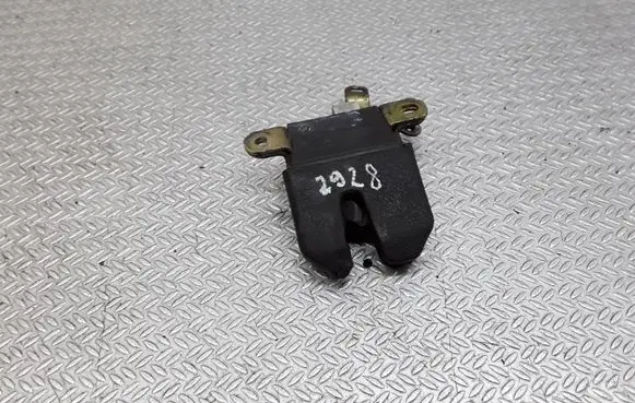 Skoda Superb B5 (3U) Tailgate/trunk/boot lock/catch/latch 3B5827505