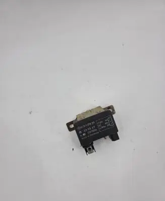BMW 5 E34 Other relay 61311378211 899947 12V160A