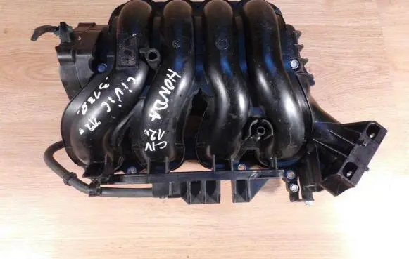 Honda Civic Intake manifold 17100RNAA00