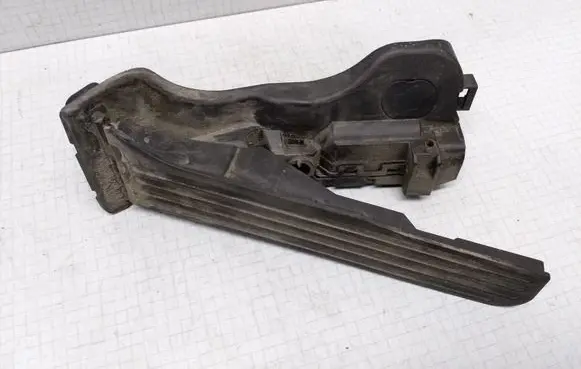 Volkswagen Golf V Accelerator throttle pedal 1K1721503L 6PV00860000
