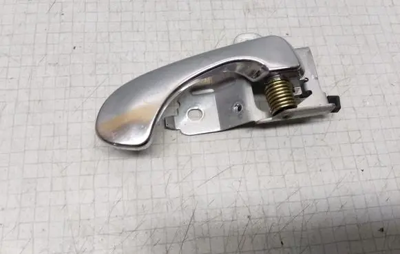 Mitsubishi Space Star Front door interior handle MR288395