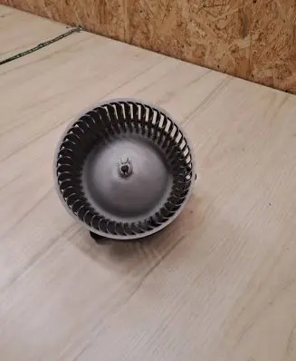 Mazda 2 Heater fan/blower GJ8AA02