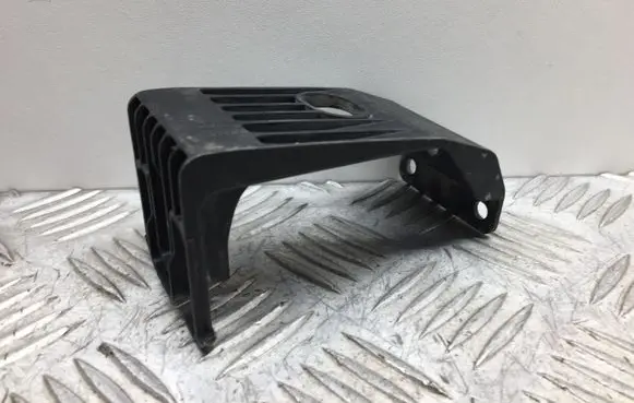 BMW X2 F39 Fuel filter bracket/mount holder 7332358 16137332358 16269710