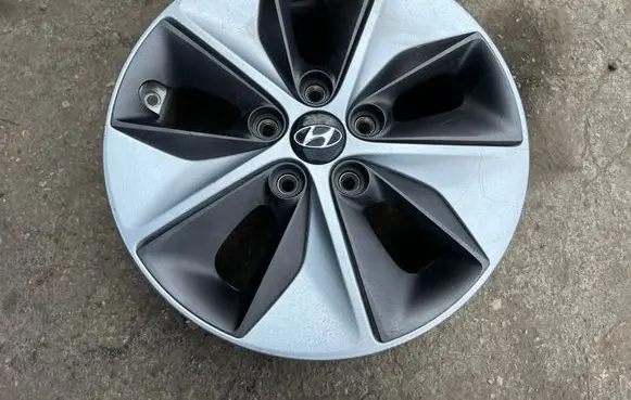 Hyundai Ioniq R16 alloy rim 52910-g7200 52910-g7210
