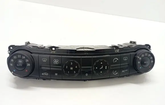 Mercedes-Benz E W211 Climate control unit 2118300090