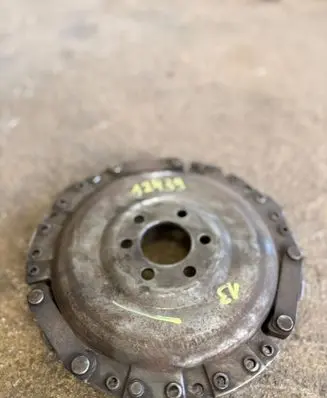 Volkswagen Golf IV Pressure plate