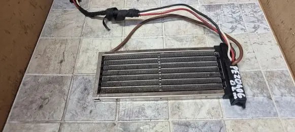 Electric cabin heater radiator