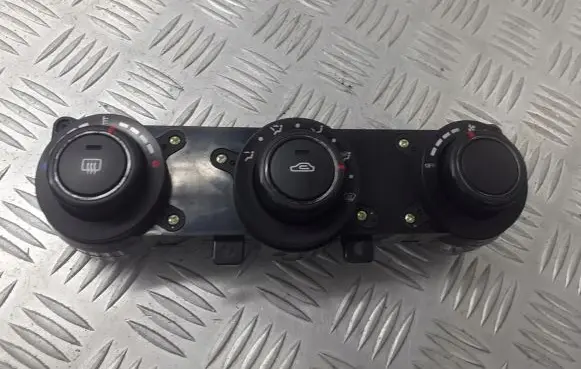 KIA Ceed Interior fan control switch 97250-1H350