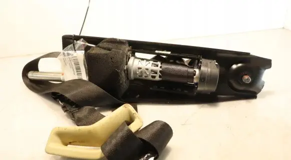 Volvo V70 Front seatbelt