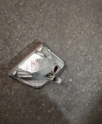 Mercedes-Benz E W124 Front indicator light 42704R6