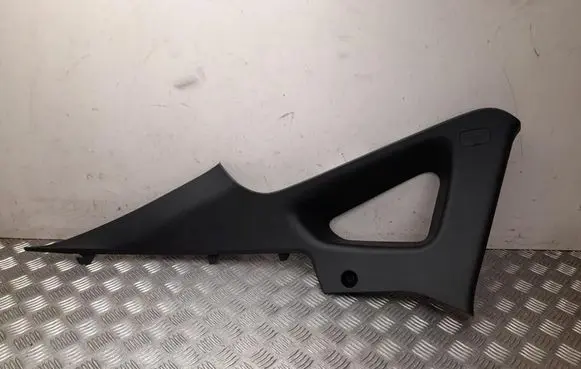 XPeng P7 (C) pillar trim 6210802ED1