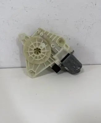Volkswagen Passat Alltrack Rear door window regulator motor 5Q4959802D