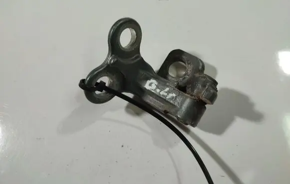 Jaguar X-Type Rear door lower hinge 