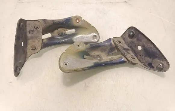 Skoda Octavia Mk2 (1Z) Fender mounting bracket 1Z0810679A