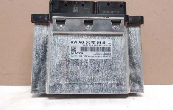 Audi A3 S3 8V Engine control unit/module 04C907309AE 0261S10530