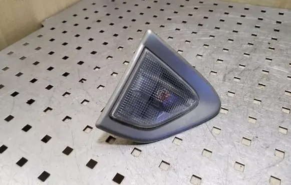 Chevrolet Captiva Front fender indicator light 96627100