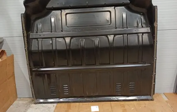 Renault Master III Partition between cabin 