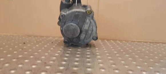 Vacuum pump
