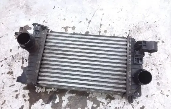 Opel Meriva B Intercooler radiator R3451004 560961104