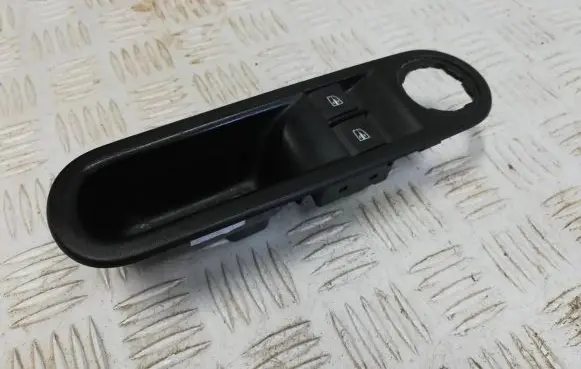Renault Twingo III Electric window control switch 254110431R 10023690