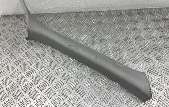 BMW 7 E65 E66 (A) pillar trim 8223666