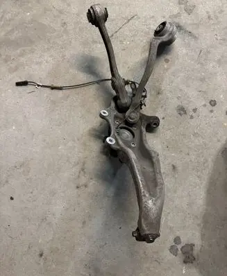 BMW 7 G11 G12 Front wheel hub 6861139 160418 6861170