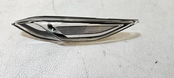 Porsche Cayenne (92A) Front fender indicator light 7P5949102 7P5945072